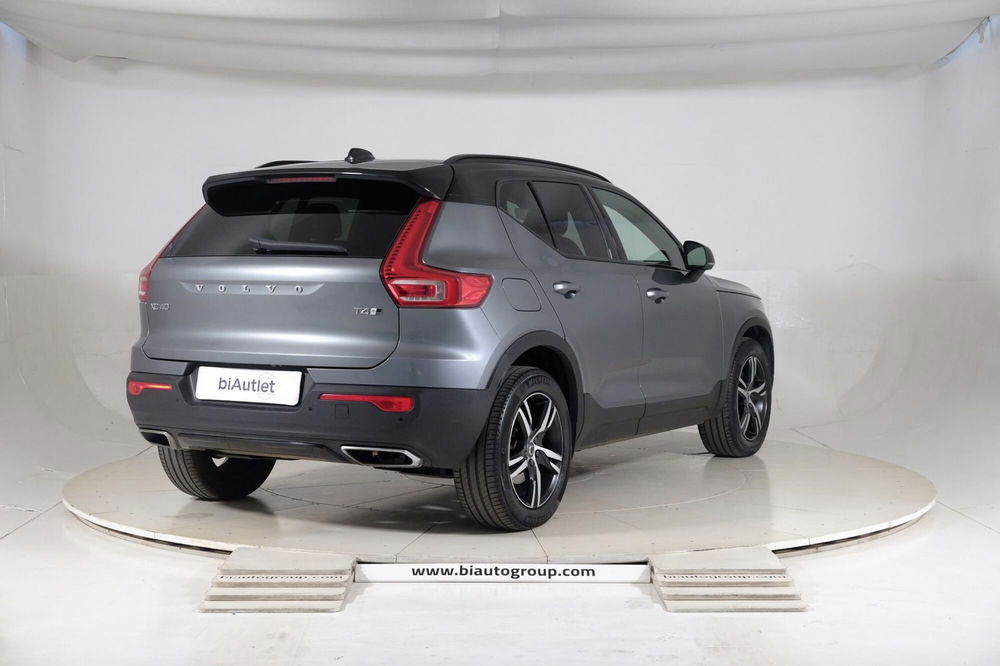 Volvo XC40 usata a Torino (4)