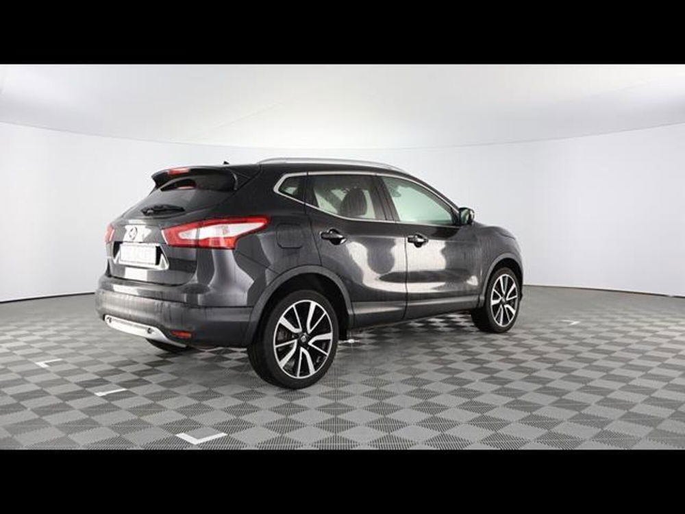 Nissan Qashqai usata a Piacenza (5)