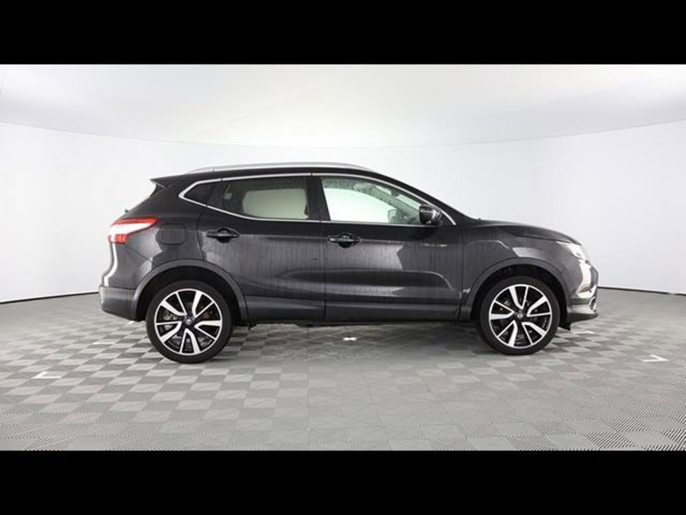 Nissan Qashqai usata a Piacenza (8)