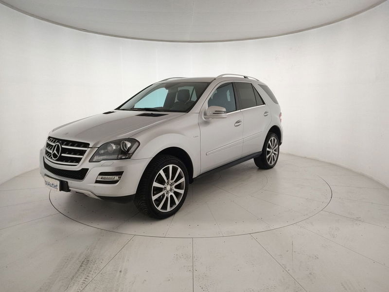 Mercedes-Benz Classe ML 350 CDI Grand Edition del 2011 usata a Alessandria