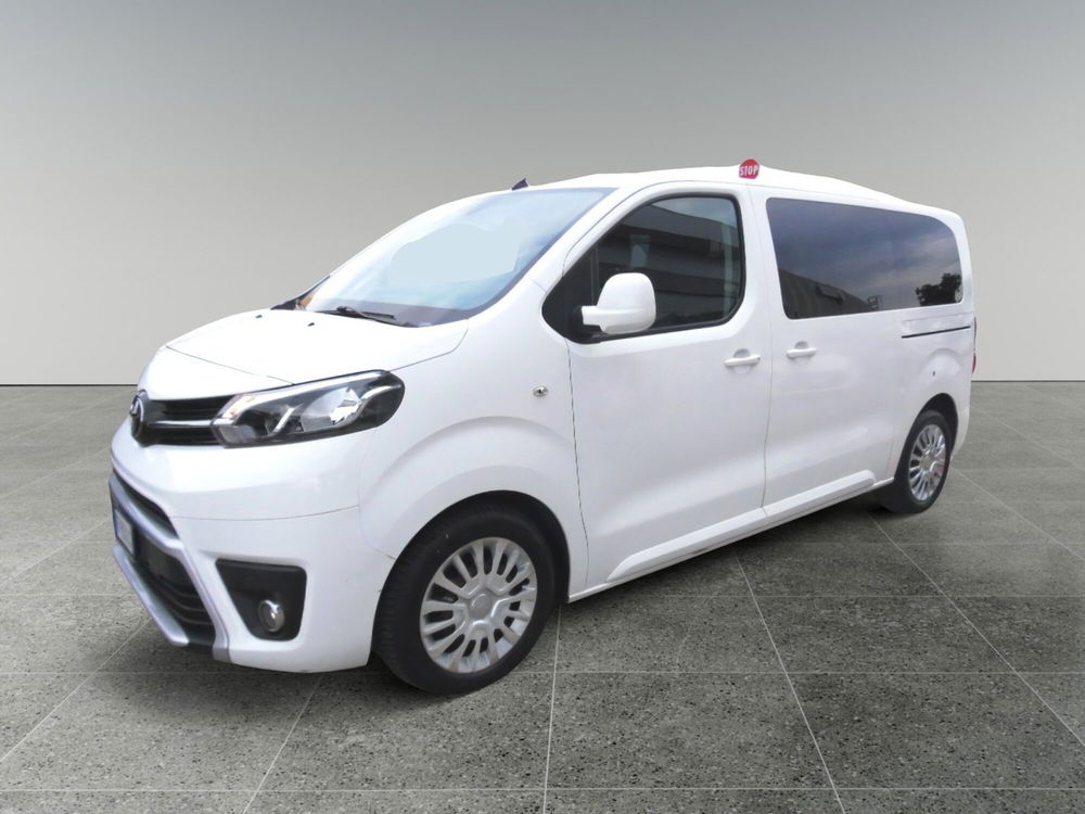 Toyota Proace Verso usata a La Spezia (4)