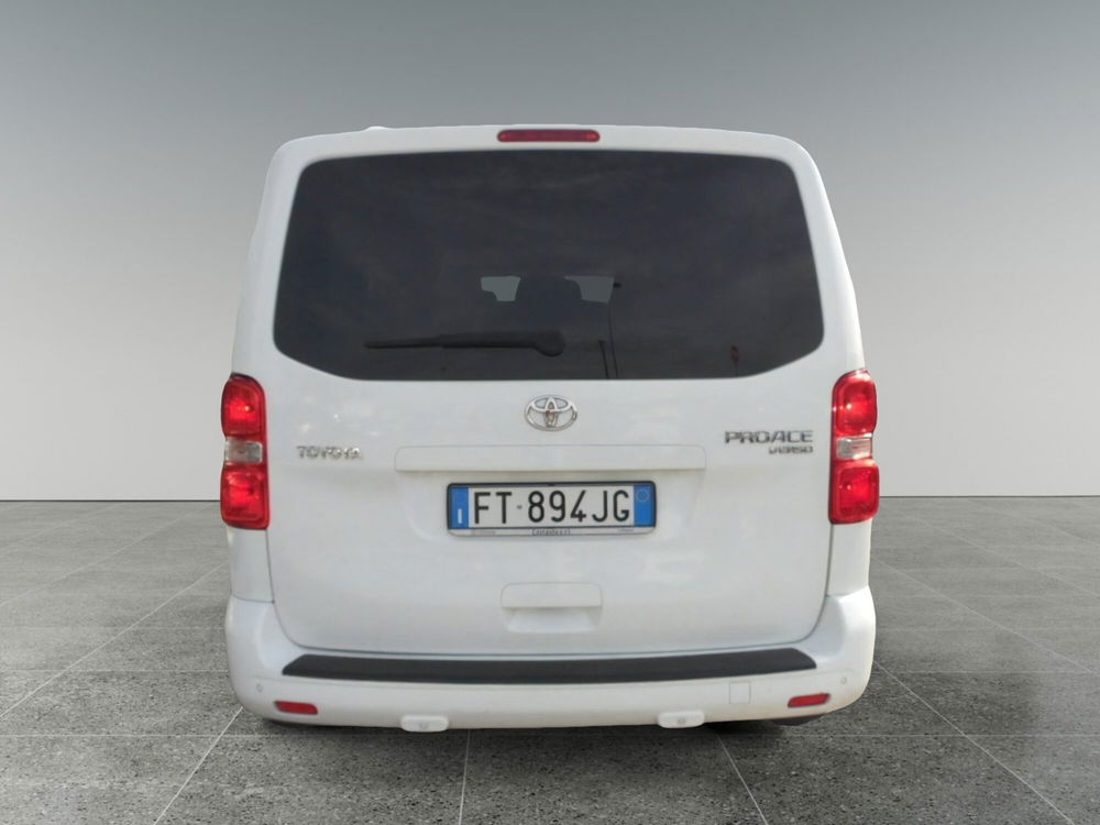 Toyota Proace Verso usata a La Spezia (5)