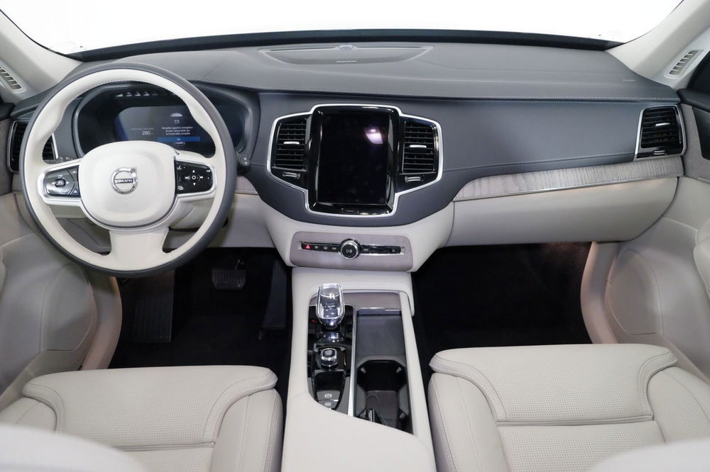 Volvo XC90 usata a Torino (8)