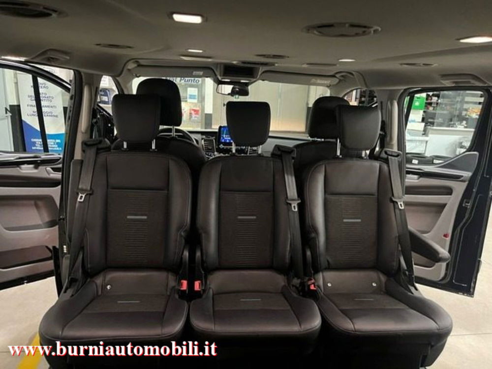 Ford Tourneo Custom usata a Milano (14)