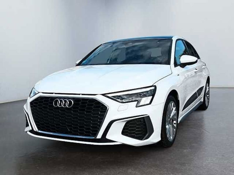 Audi A3 Sportback 30 TDI S line edition  del 2024 usata a Lucca