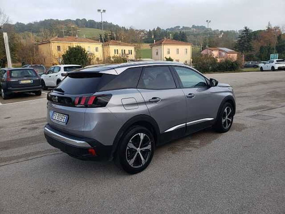 Peugeot 3008 usata a Pesaro-Urbino (4)