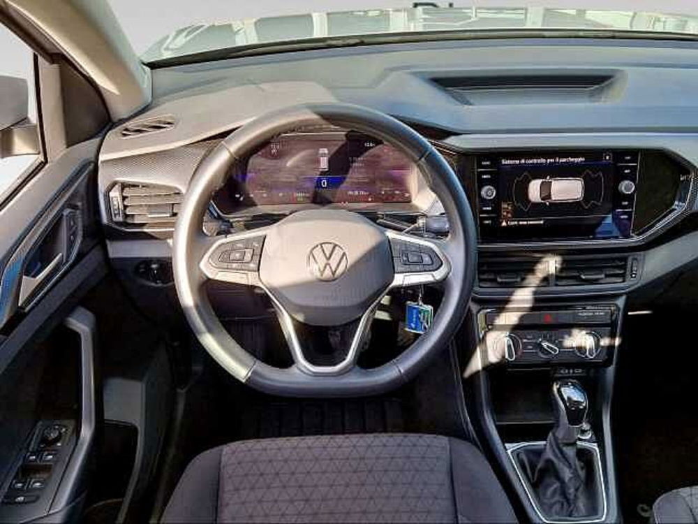 Volkswagen T-Cross usata a Siena (8)