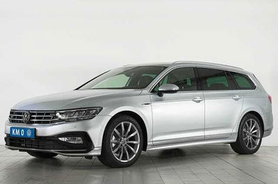 Volkswagen Passat Variant 2.0 TDI DSG Executive BlueMotion Tech.  nuova a Barni