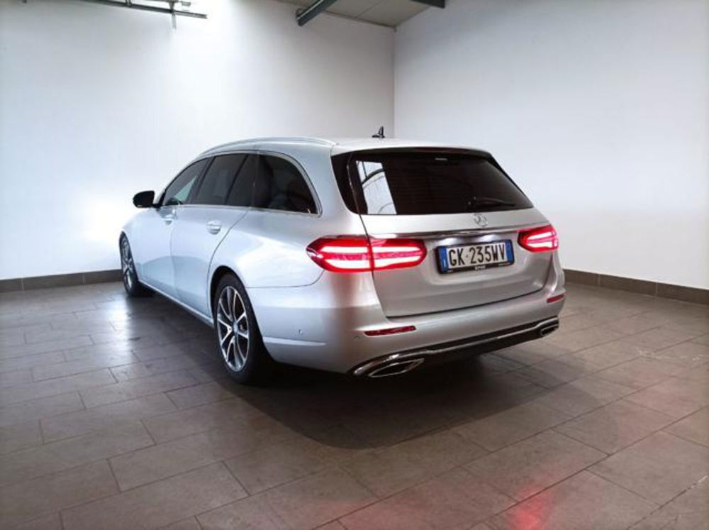 Mercedes-Benz Classe E Station Wagon usata a Milano (7)