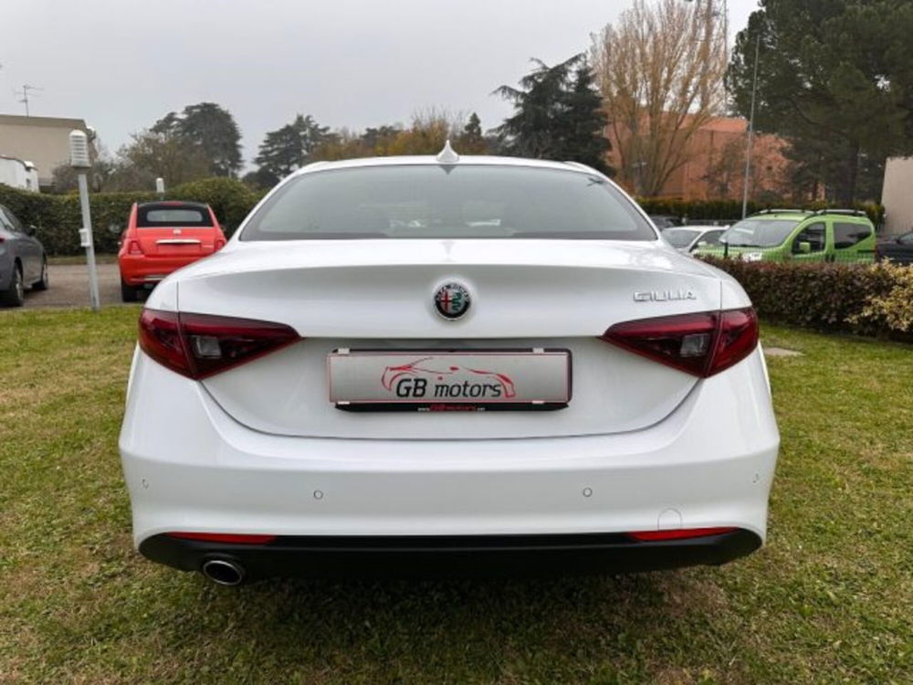 Alfa Romeo Giulia usata a Bologna (6)