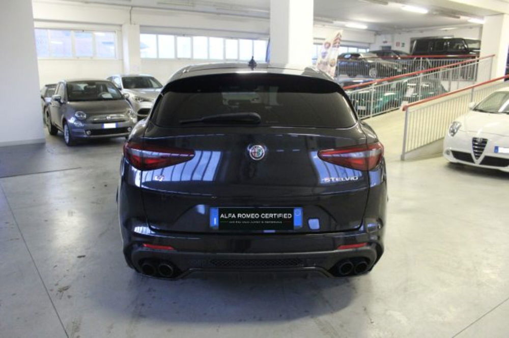 Alfa Romeo Stelvio usata a Terni (5)