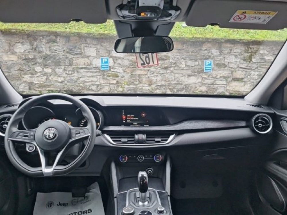 Alfa Romeo Stelvio usata a Monza e Brianza (8)