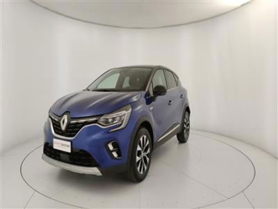 Renault Captur 1.0 tce Techno 90cv del 2024 usata a Bari