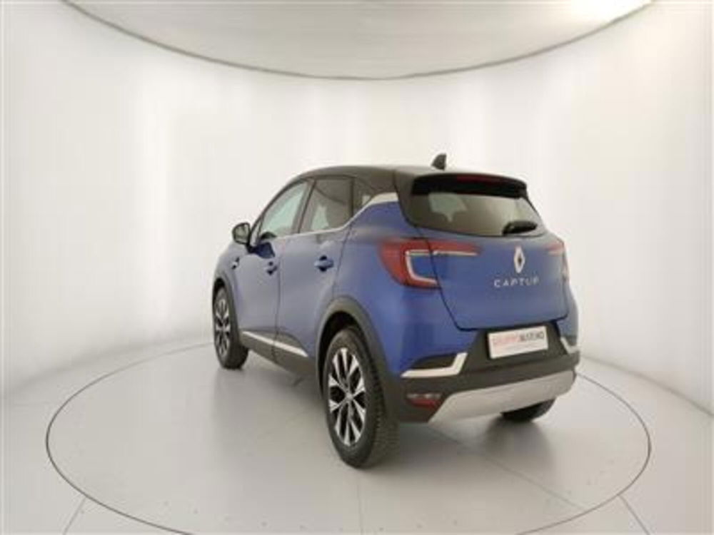 Renault Captur usata a Bari (5)