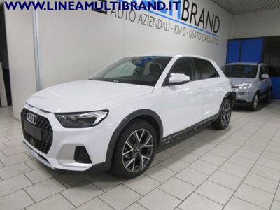 Audi A1 citycarver 35 TFSI S tronic Admired  del 2021 usata a Piacenza