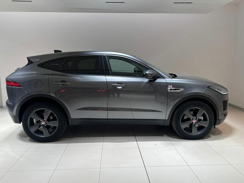 Jaguar E-Pace usata a Varese (10)