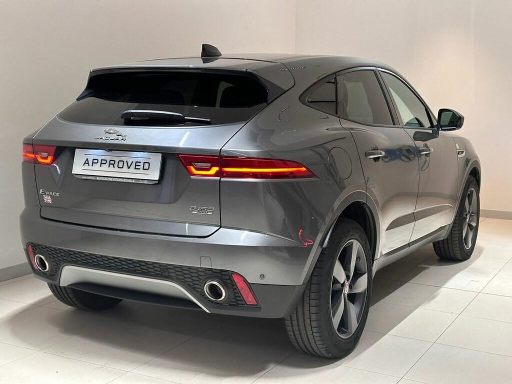 Jaguar E-Pace usata a Varese (2)