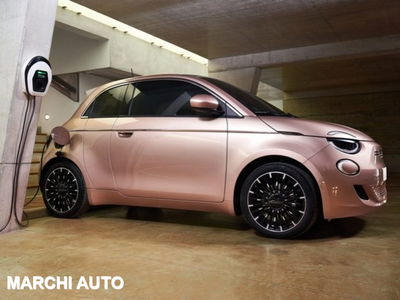 Fiat 500e 42 kWh La Prima nuova a Bastia Umbra