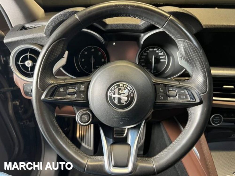 Alfa Romeo Stelvio usata a Perugia (17)