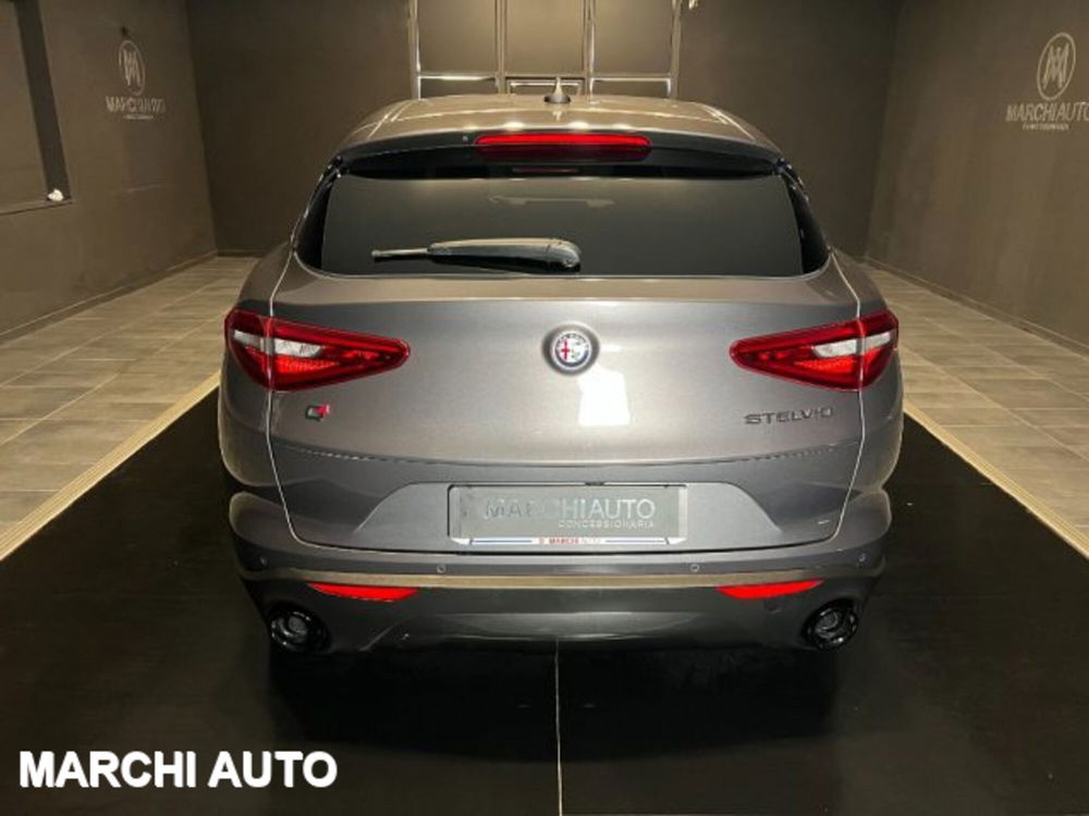 Alfa Romeo Stelvio usata a Perugia (6)