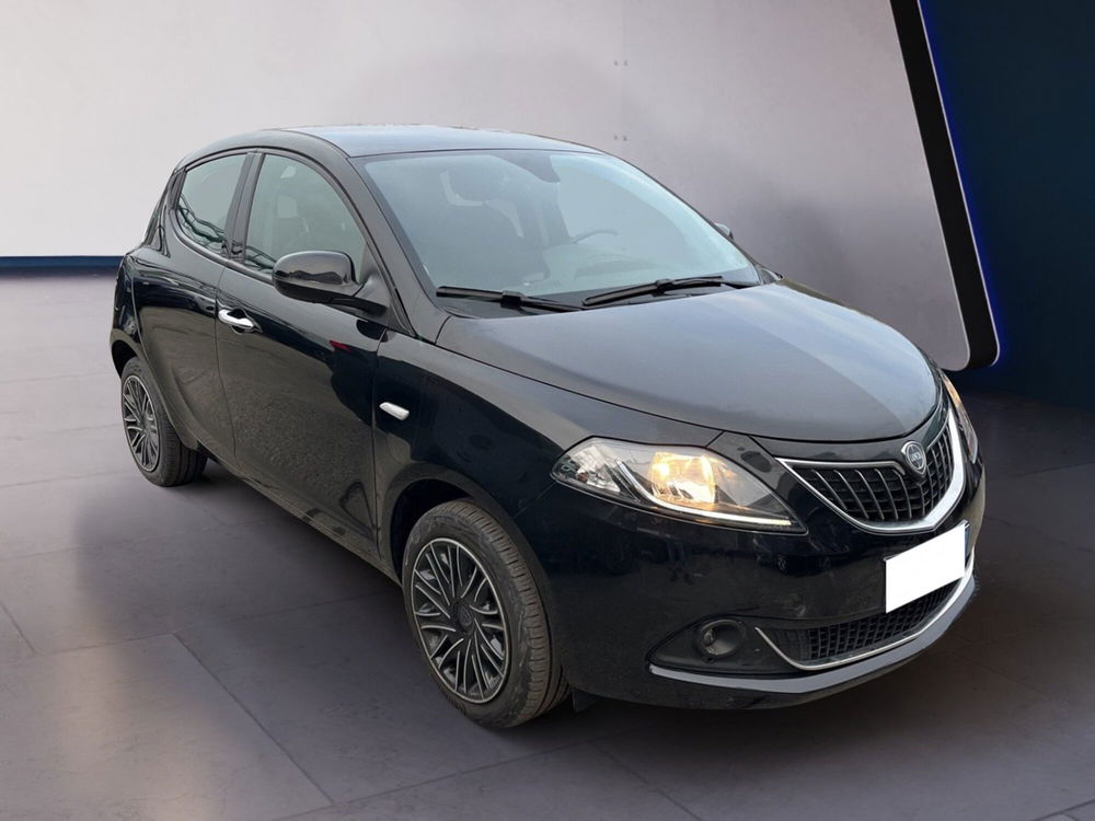 Lancia Ypsilon usata a Torino (2)