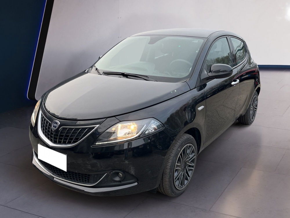 Lancia Ypsilon usata a Torino (3)