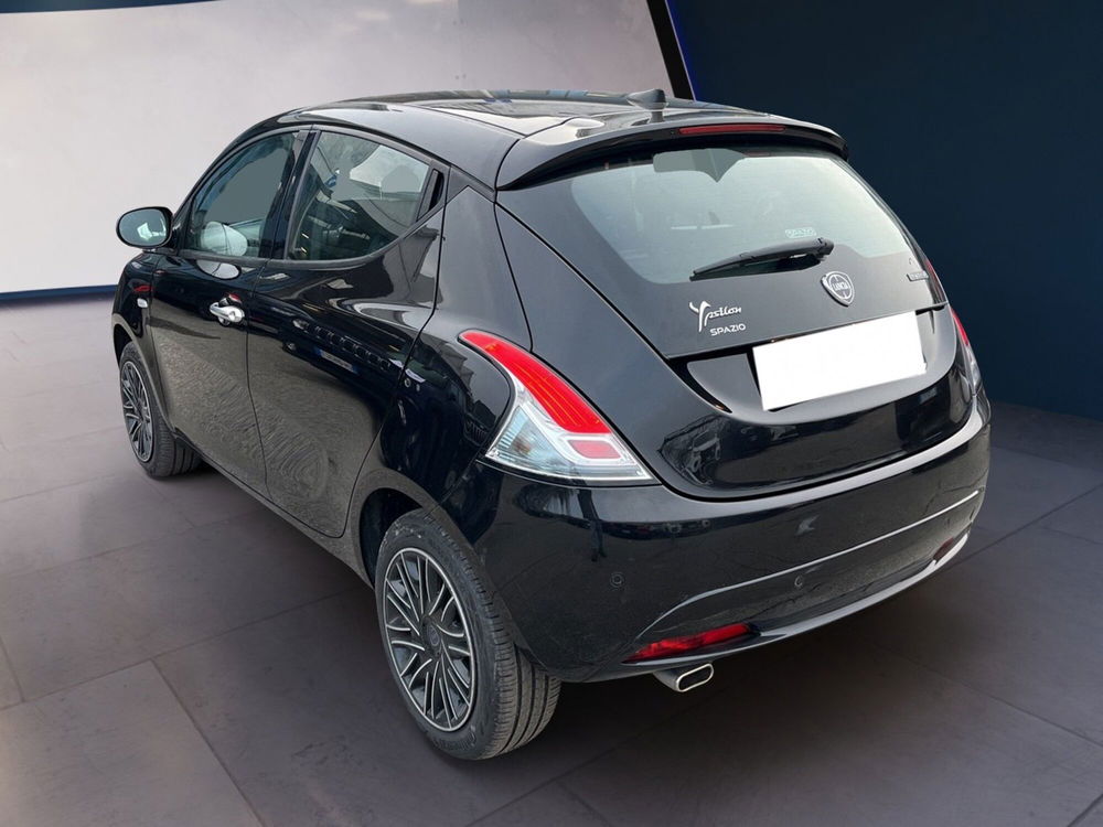 Lancia Ypsilon usata a Torino (5)