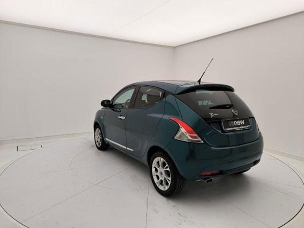 Lancia Ypsilon usata a Pavia (4)