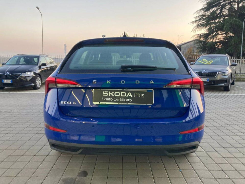 Skoda Scala usata a Novara (4)