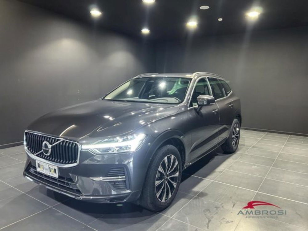 Volvo XC60 nuova a Perugia