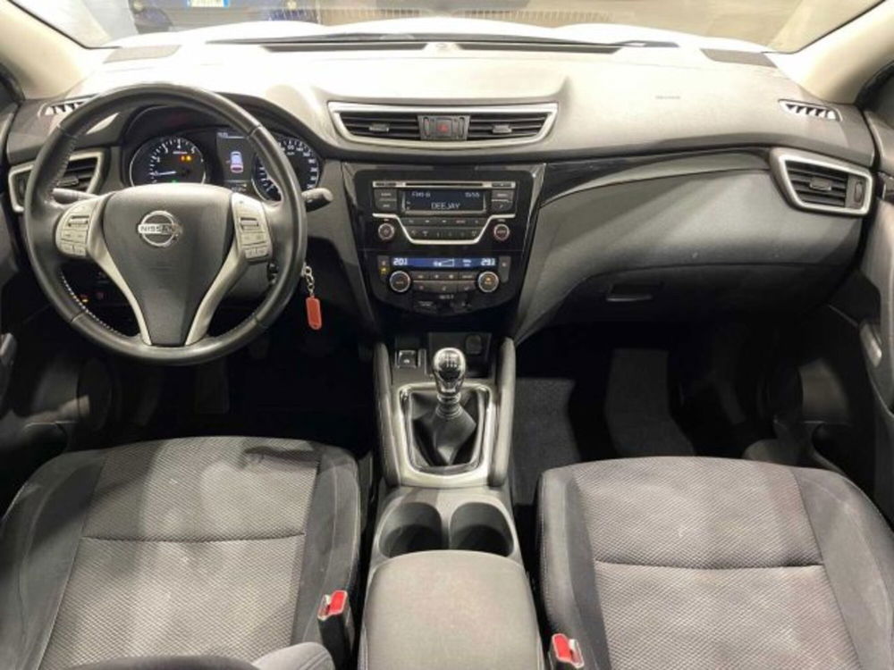 Nissan Qashqai usata a Sondrio (12)