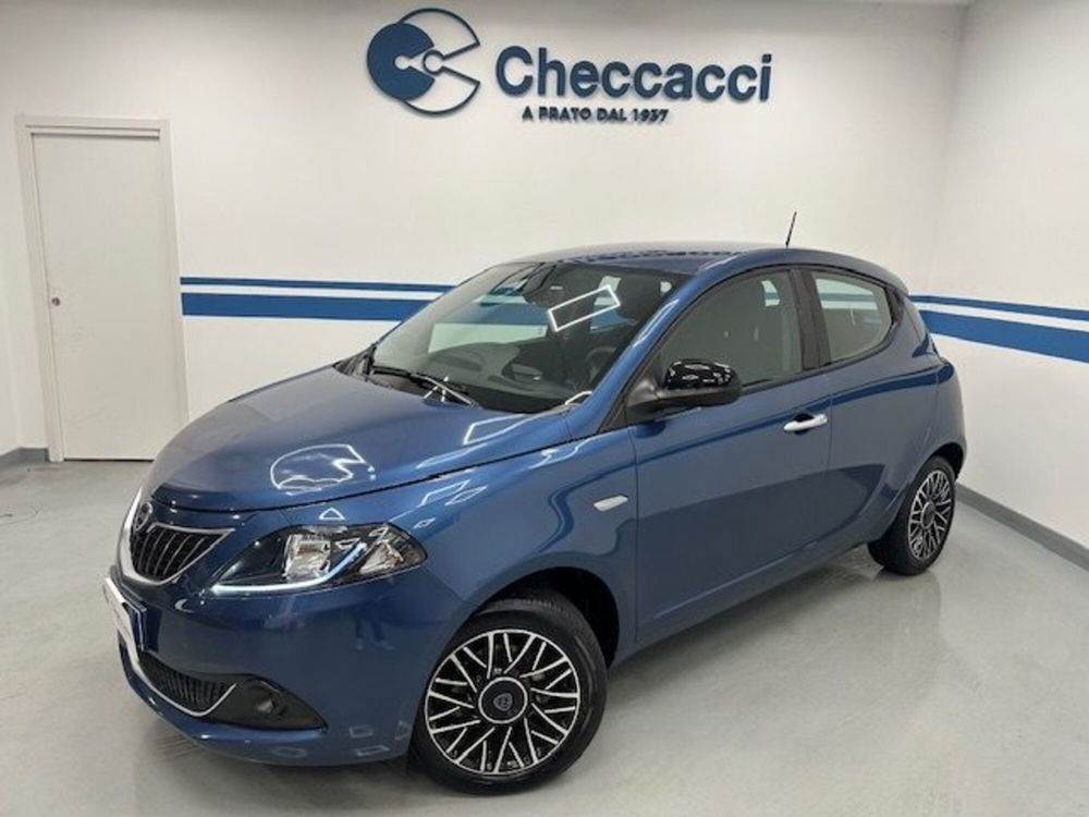 Lancia Ypsilon usata a Prato