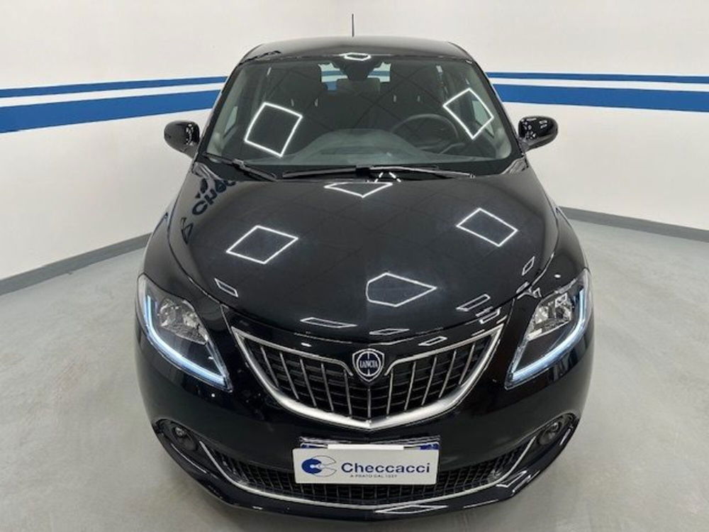 Lancia Ypsilon usata a Prato (2)