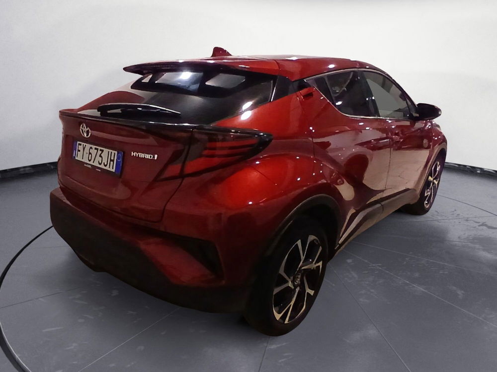 Toyota Toyota C-HR usata a Lecce (3)