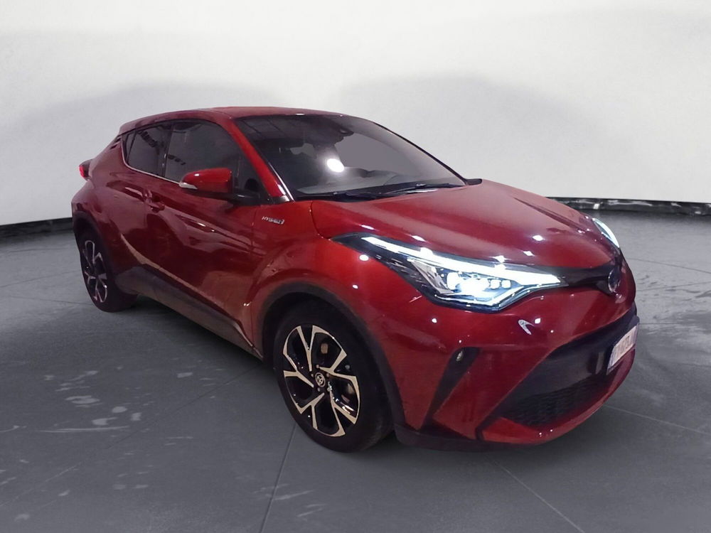 Toyota Toyota C-HR usata a Lecce (8)