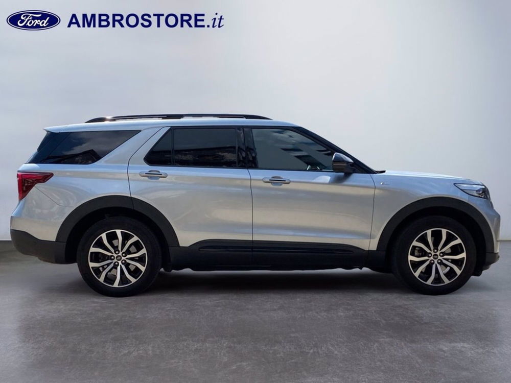 Ford Explorer usata a Milano (4)