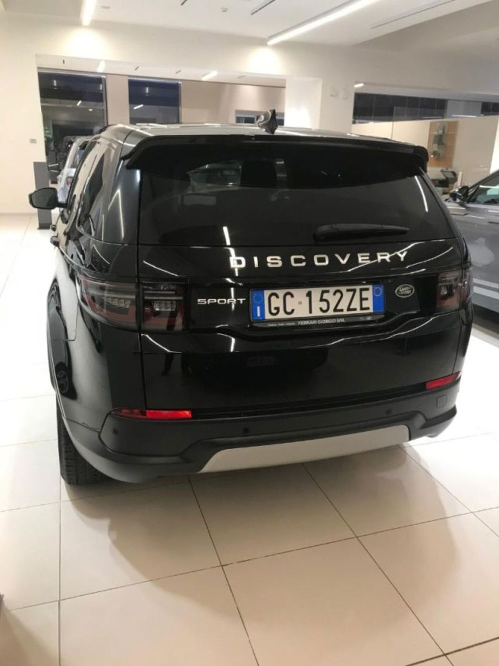 Land Rover Discovery Sport usata a Modena (2)