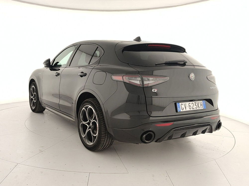 Alfa Romeo Stelvio usata a Caserta (4)