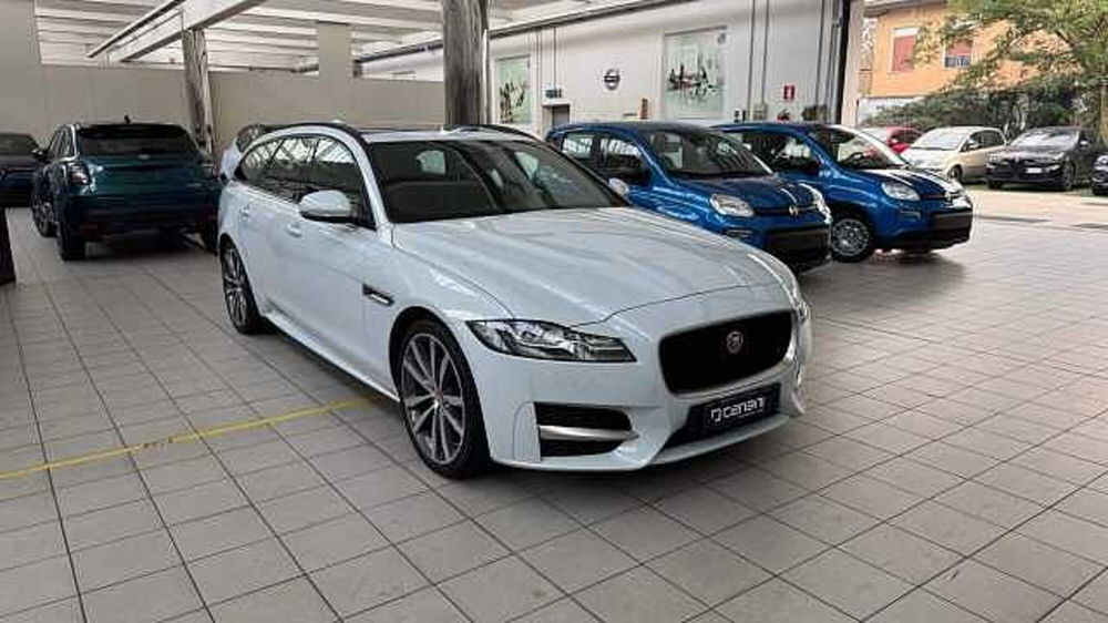 Jaguar XF Sportbrake usata a Milano (6)