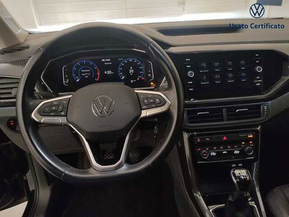 Volkswagen T-Cross usata a Varese (14)