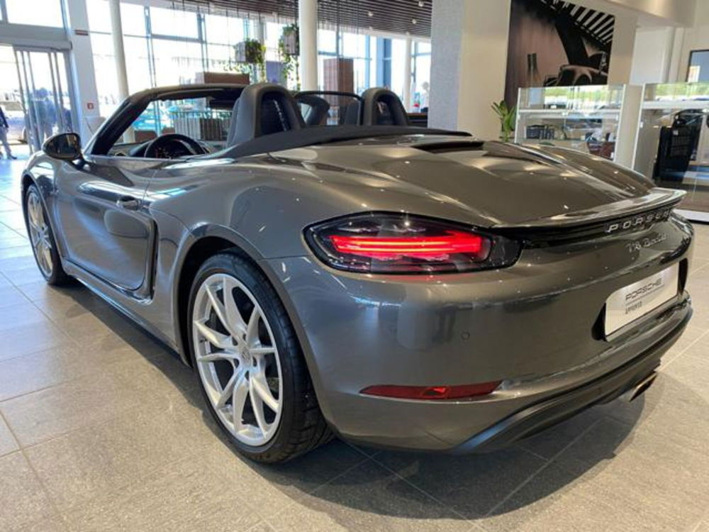 Porsche 718 Boxster  usata a Livorno (7)