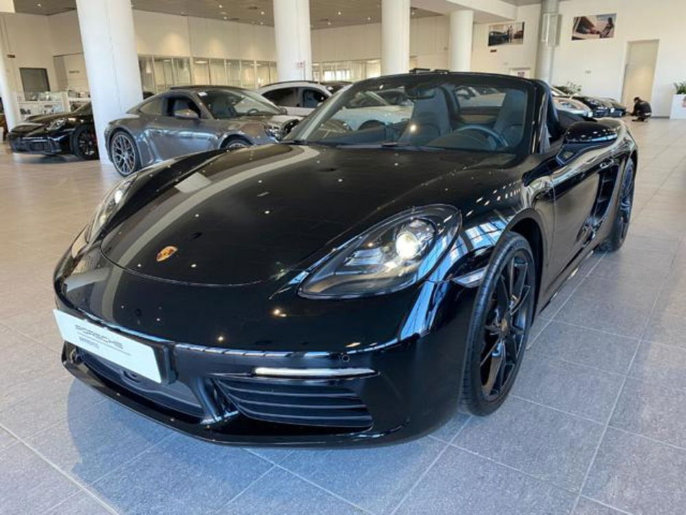 Porsche 718 Boxster  usata a Livorno