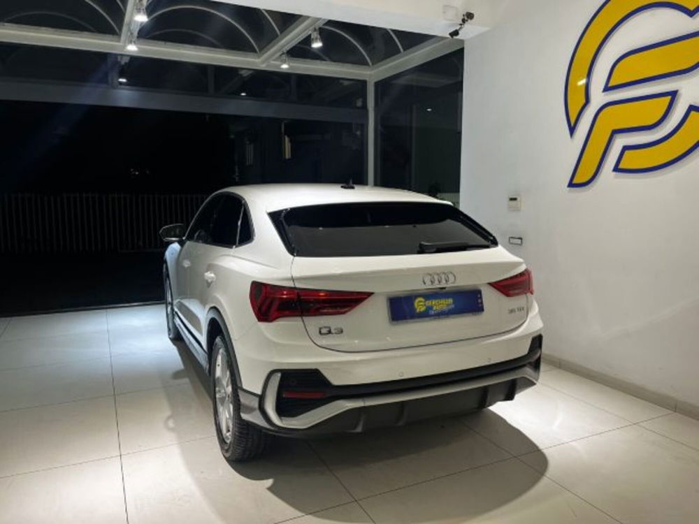 Audi Q3 Sportback usata a Napoli (9)