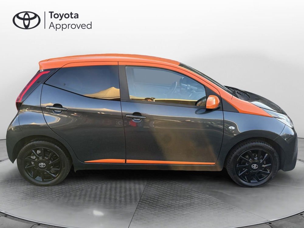 Toyota Aygo usata a Como (10)