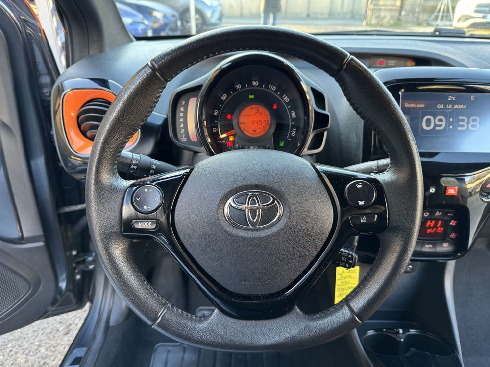 Toyota Aygo usata a Como (7)