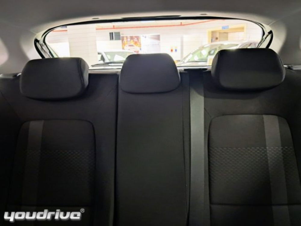 Hyundai i20 nuova a Napoli (16)