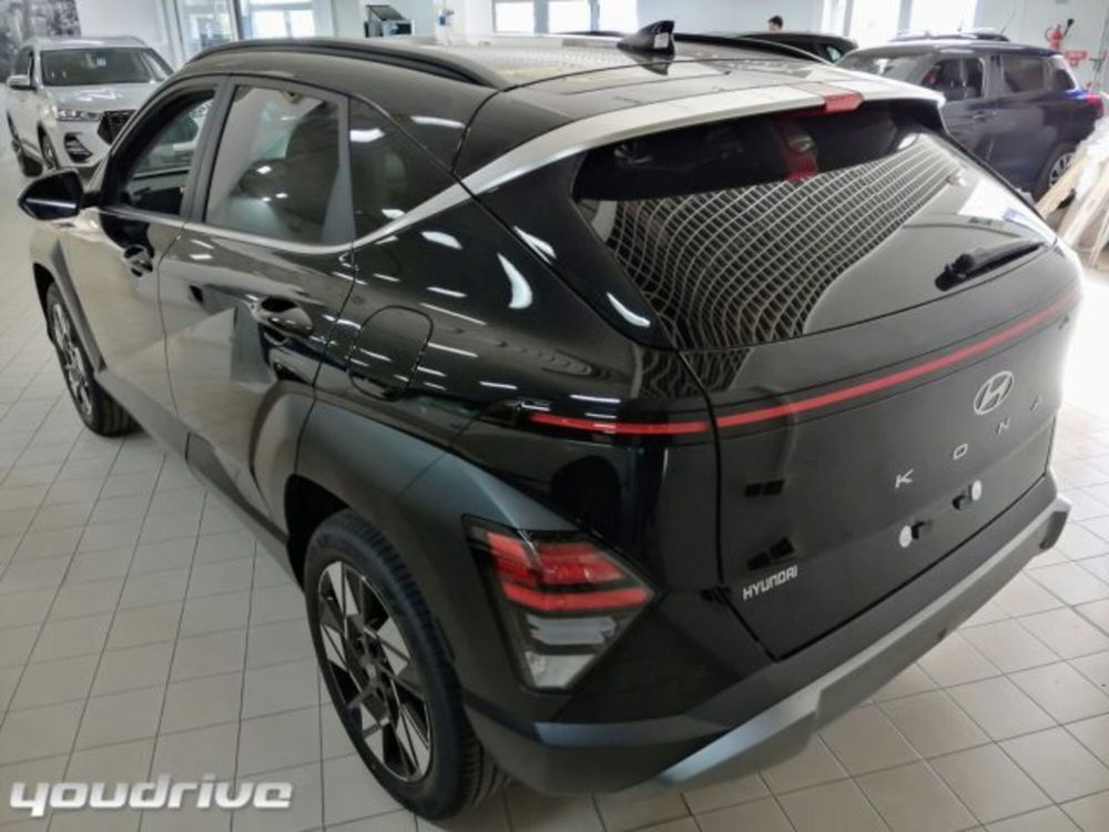 Hyundai Kona nuova a Napoli (4)