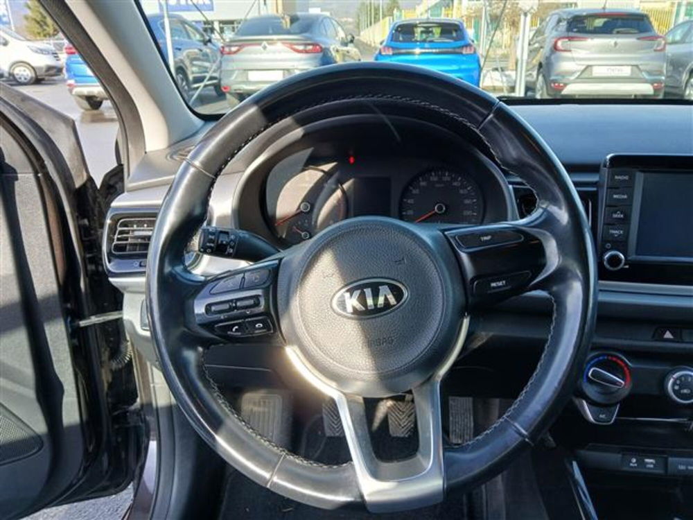 Kia Rio usata a Torino (13)