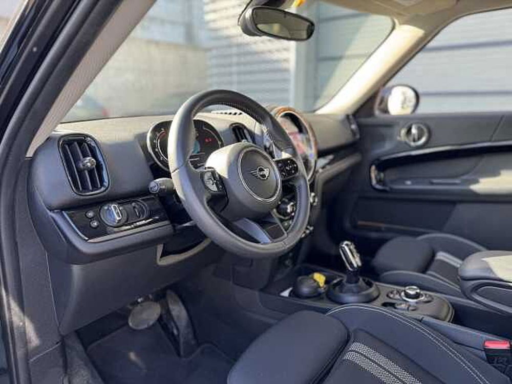 MINI Mini Countryman usata a Genova (11)