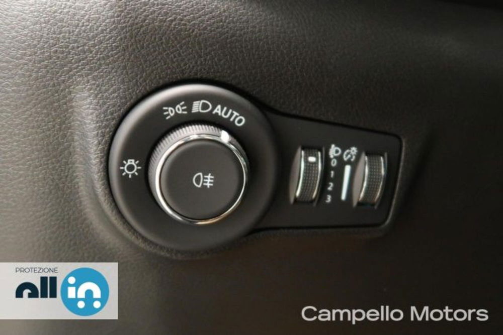 Jeep Compass nuova a Venezia (17)